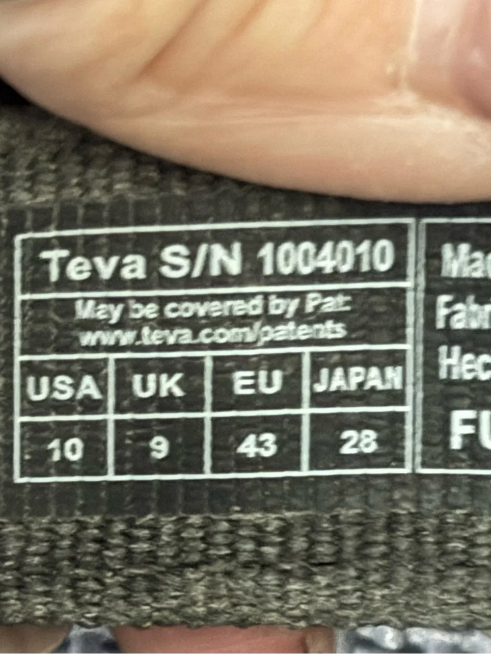 Teva Black Velcro Strap Sandals Sz 10 Excellent Condition